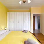 Snezana 2265 Pula