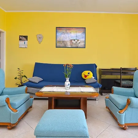 Apartman Snezana 2265 Pula
