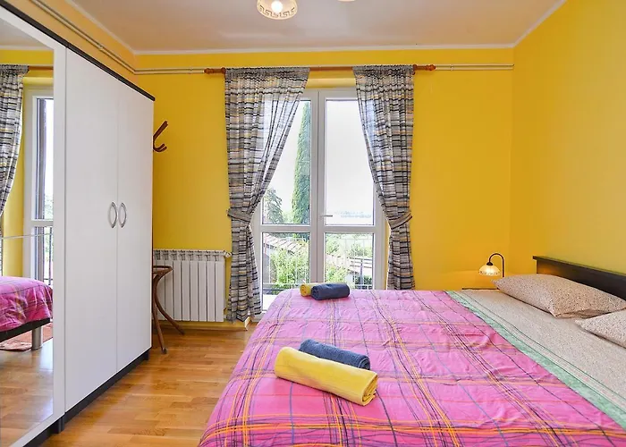 Snezana 2265 Διαμέρισμα Πούλα