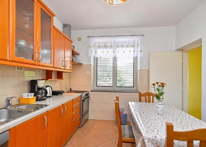 Snezana 2265 Διαμέρισμα Πούλα